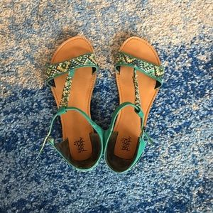 Black Poppy strappy sandals